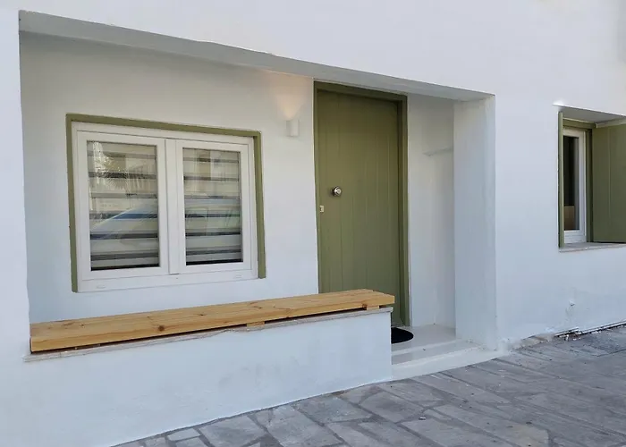 Josephine\'S Place B
