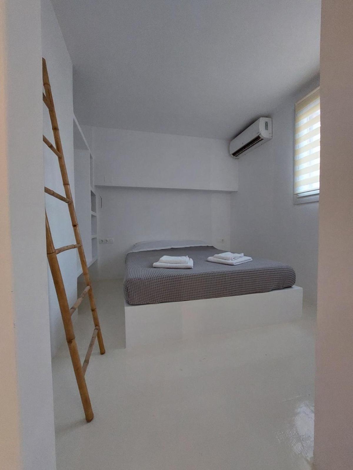 Josephine's Place B Apartment